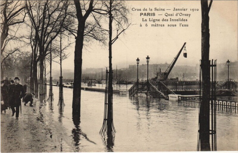 Carte postale ancienne Inondations 1910 Paris Quai d'Orsay
