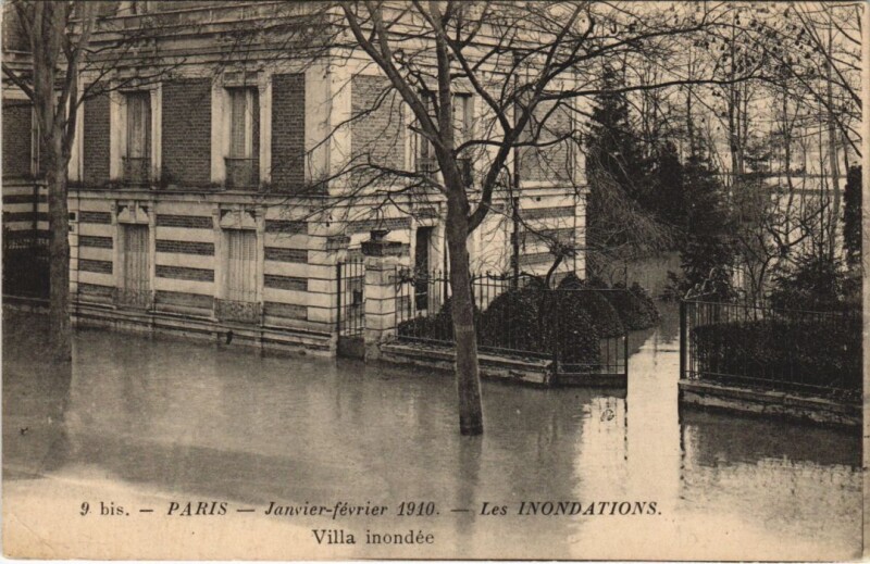 Carte postale ancienne Inondations 1910 Paris Villa