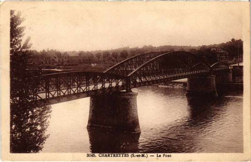 Carte postale ancienne Chartrettes - Le Pont à Chartrettes
