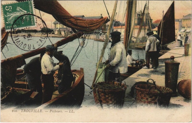 Carte postale ancienne Trouville Pecheurs