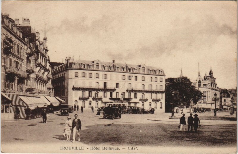 Carte postale ancienne Trouville Hotel Bellevue