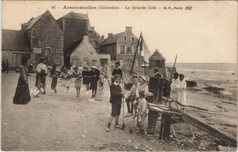 Carte postale ancienne Arromanches La Grande Cale