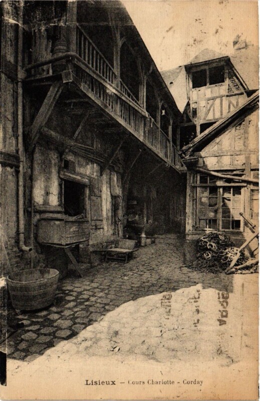 Carte postale ancienne Calvados Lisieux Cours Charlotte - Corday à Lisieux