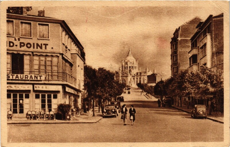 Carte postale ancienne Calvados Lisieux Avenue de Saint-Thérése à Lisieux