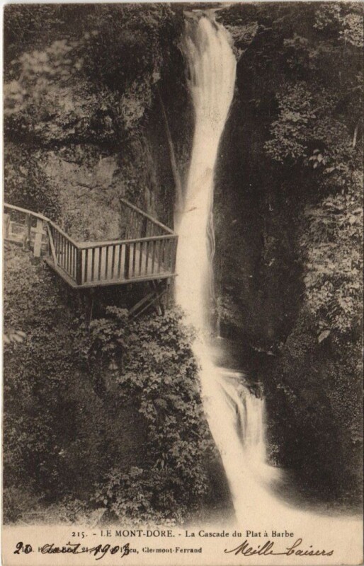 Carte postale ancienne Le Mont-Dore-La Cascade du Plat a Barbe à Mont-Dore