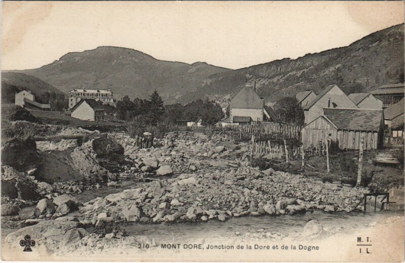Carte postale ancienne Mont-Dore-Jonction de la Dore et de la Dogne à Mont-Dore
