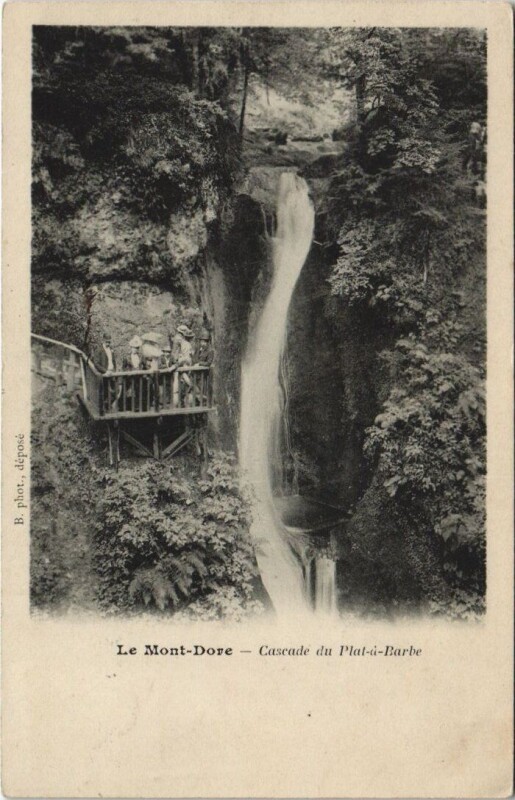 Carte postale ancienne Le Mont-Dore-Cascade du Plat-a-Barbe à Mont-Dore