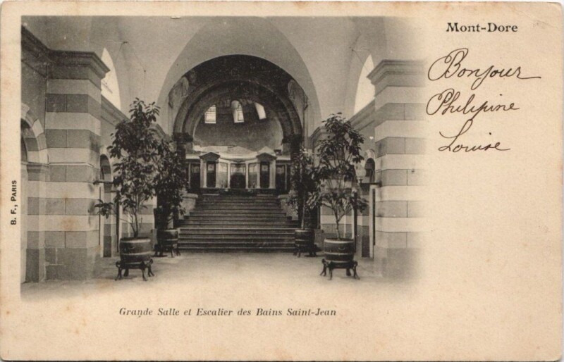 Carte postale ancienne Mont-Dore-Grande Salle et Escalier des Bains Saint-Jean à Mont-Dore