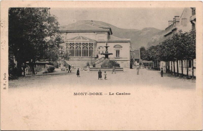 Carte postale ancienne Mont-Dore-Le Casino à Mont-Dore