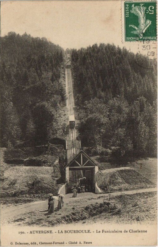 Carte postale ancienne Auvergne-La Bourboule-Le Funiculaire de Charlanne à La Bourboule