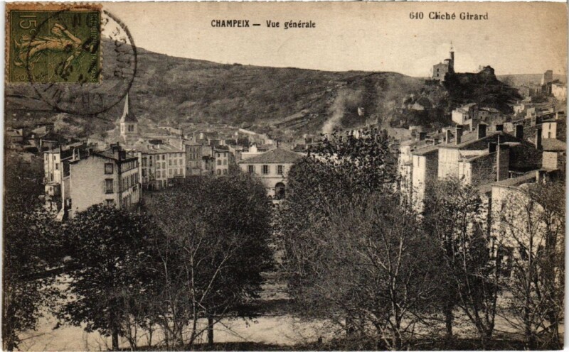 Carte postale ancienne Champeix - Vue generale à Champeix