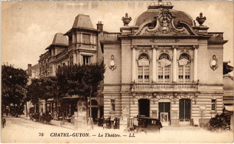 Carte postale ancienne Chatel-Guyon - Le Theatre à Châtel-Guyon