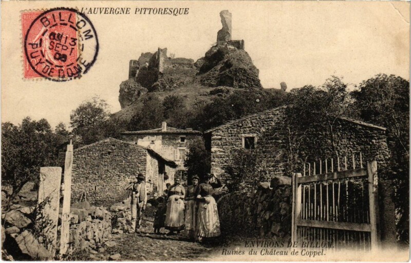 Carte postale ancienne Env. de Billon - Ruines du Chateau de Coppel