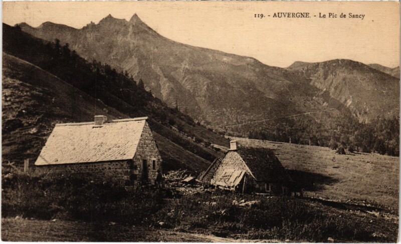 Carte postale ancienne Auvergne - Le Pic de Sancy