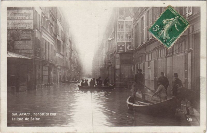 Carte postale ancienne Inondations 1910 Paris Rue de Seine