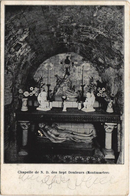 Carte postale ancienne Montmartre - Chapelle de Notre-Dame des Sept Douleurs à Paris 18e