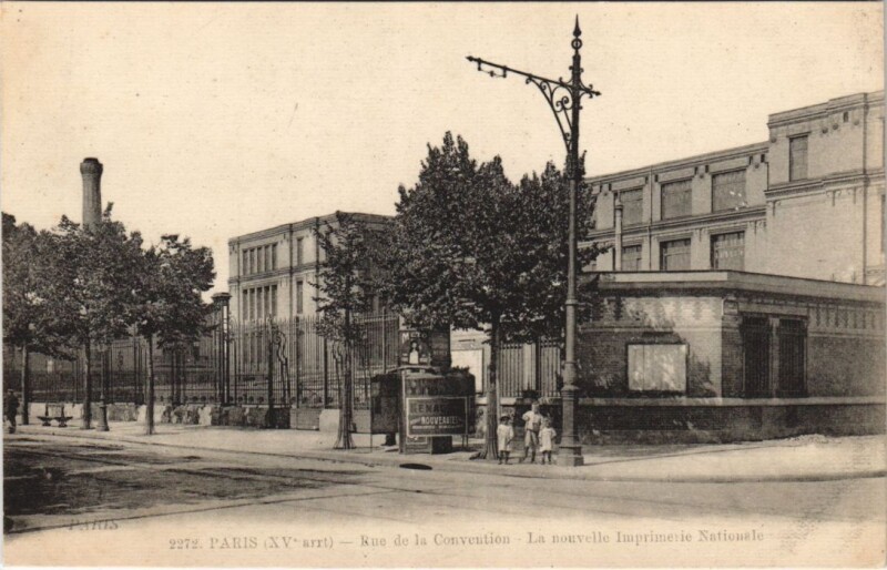 Carte postale ancienne Rue de la Convention - La nouvelle Imprimerie Nationale à Paris 15e