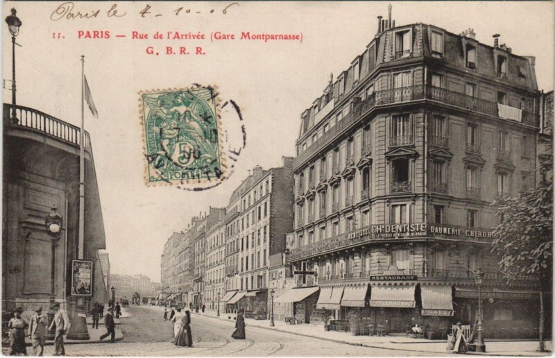 Carte postale ancienne Rue de l'Arrivée (Gare Montparnasse) à Paris 6e