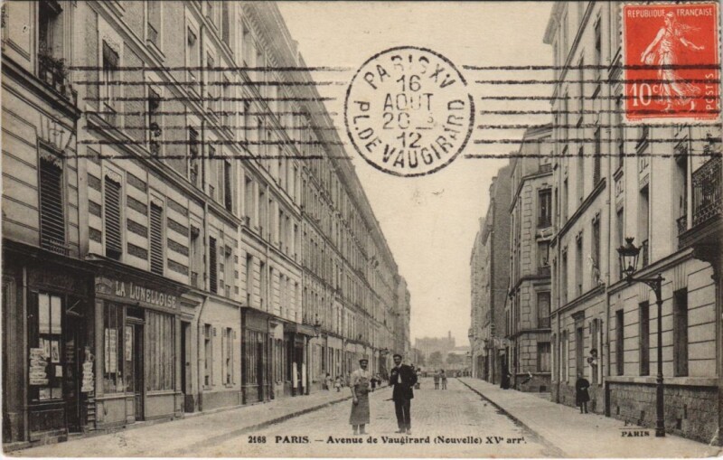 Carte postale ancienne Avenue de Vaugirard (Nouvelle) à Paris 15e