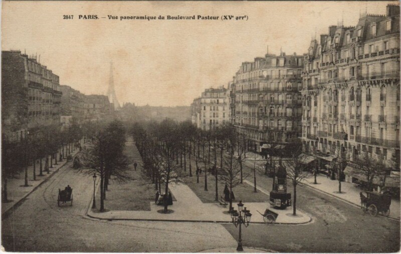 Carte postale ancienne Vue panoramique du Boulevard Pasteur à Paris 15e