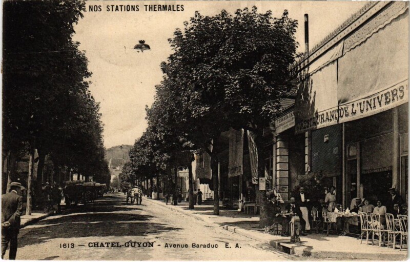 Carte postale ancienne Chatel-Guyon - Avenue Baradc à Châtel-Guyon