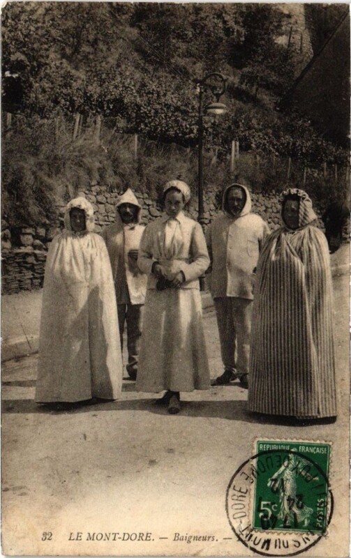 Carte postale ancienne Le Mont-Dore - Baigneurs à Mont-Dore