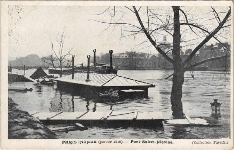 Carte postale ancienne Inondations 1910 Paris Port Saint-Nicolas