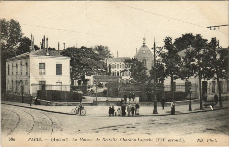 Carte postale ancienne Auteuil - La Maison de Retraite Chardon-Lagache à Paris 16e