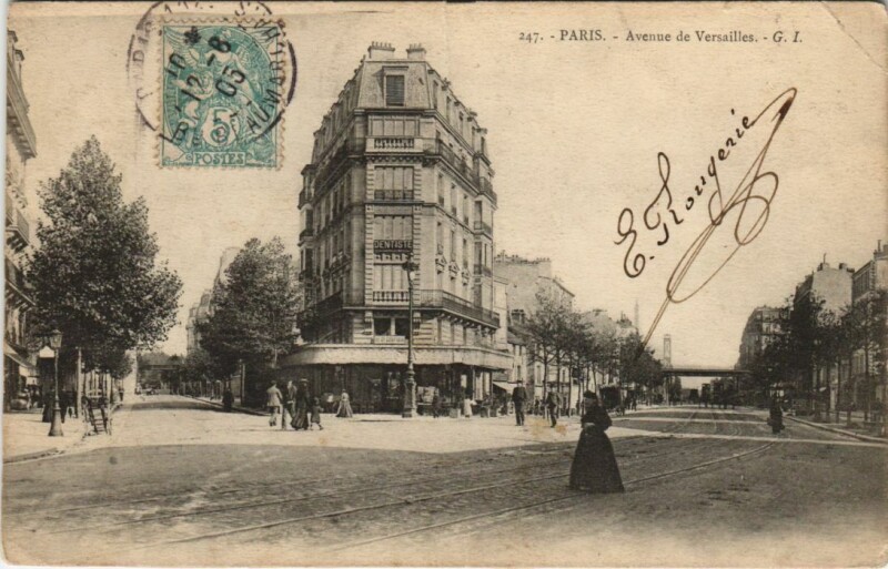 Carte postale ancienne Avenue de Versailles à Paris 16e