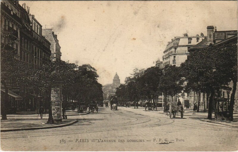 Carte postale ancienne L'Avenue des Gobelins à Paris 13e