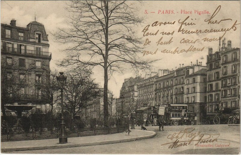 Carte postale ancienne Paris 9e Place Pigalle à Paris 9e