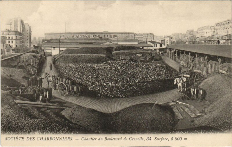 Carte postale ancienne Société des Charbonniers - Chantier du Boulevard de Grenelle à Paris 15e
