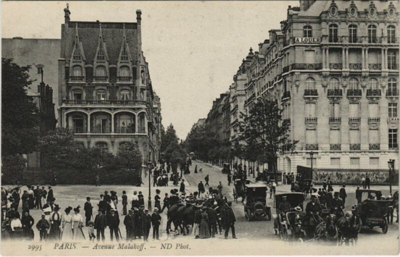Carte postale ancienne Avenue Malakoff à Paris 16e