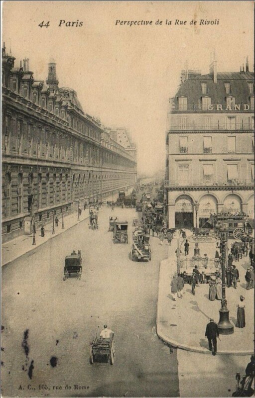 Carte postale ancienne Paris 1e Rue de Rivoli à Paris 1er