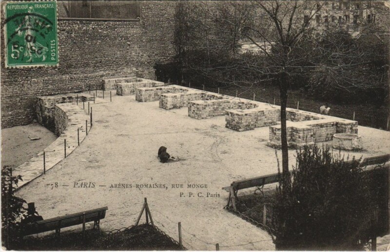 Carte postale ancienne Paris 5e Rue Monge Arenes Romaines à Paris 5e
