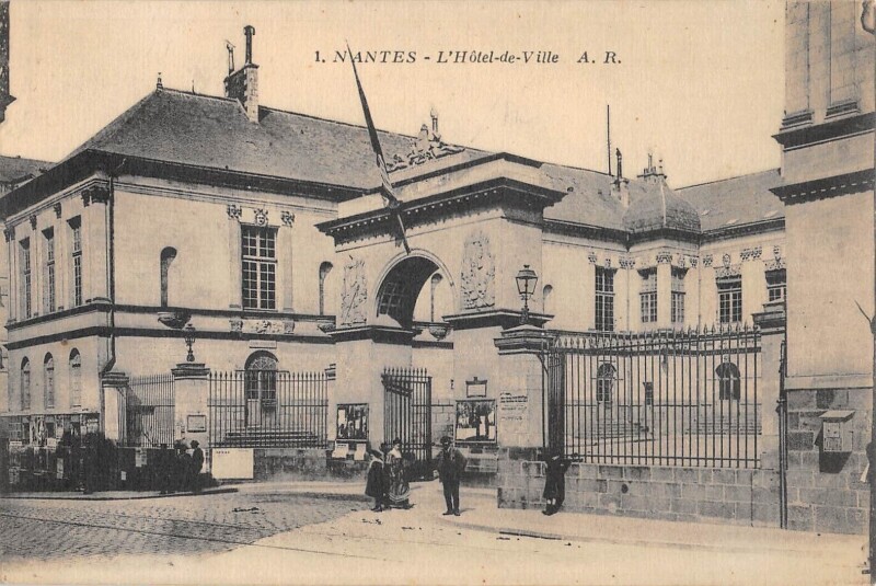 Carte postale ancienne Nantes - Hotel De Ville à Nantes