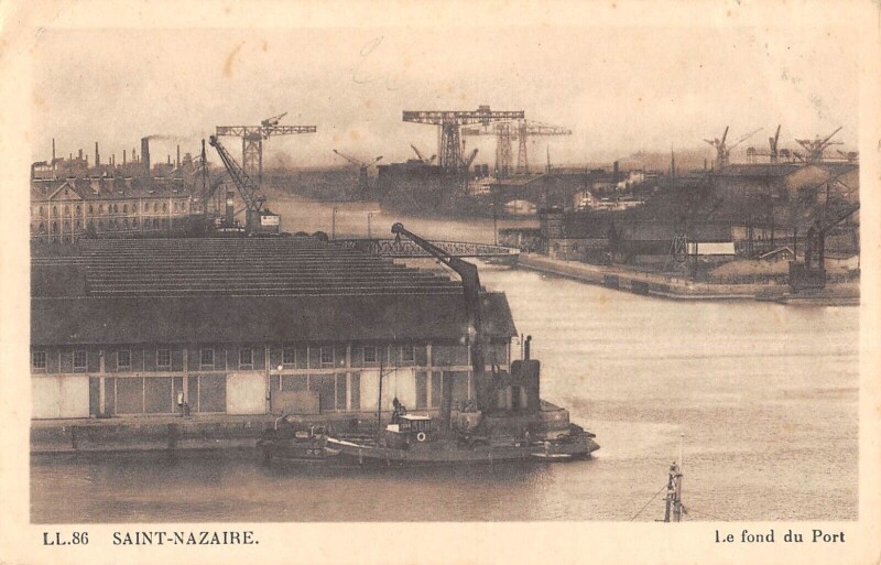 Carte postale ancienne Saint Nazaire - Le Fond Du Port à Saint-Nazaire