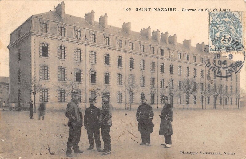 Carte postale ancienne Saint Nazaire - Caserne Du 64e De Ligne à Saint-Nazaire
