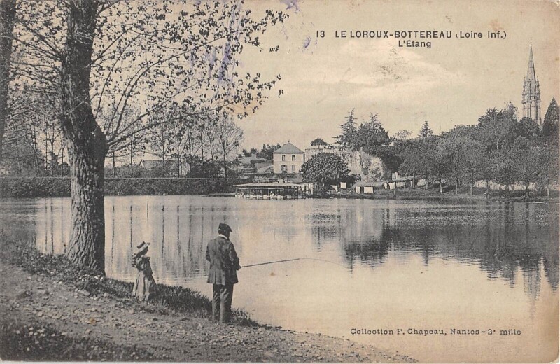 Carte postale ancienne Le Loroux Bottereau - L'Etang au Loroux-Bottereau