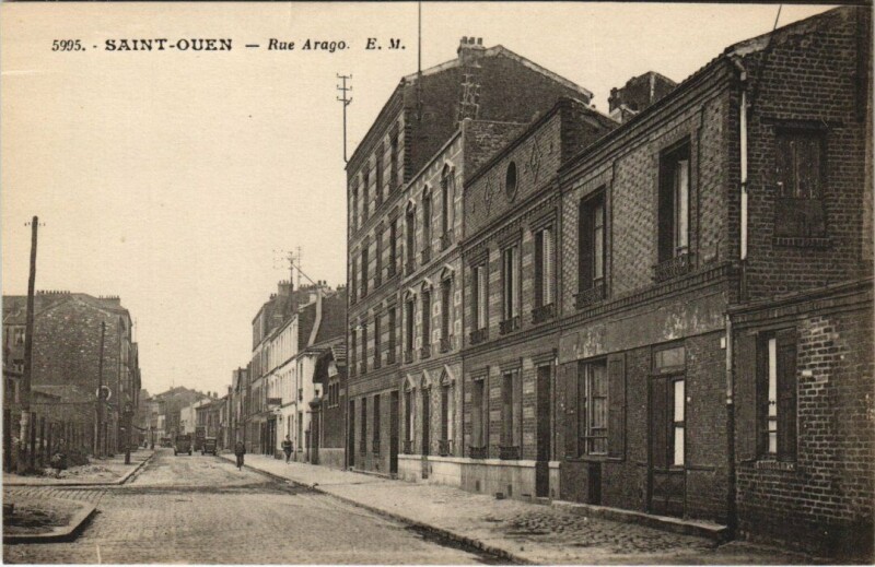 Carte postale ancienne Saint-Ouen - Rue Arago