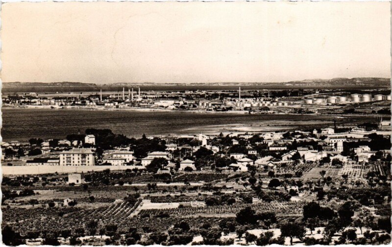 Carte postale ancienne Rognac - Vue générale à Rognac