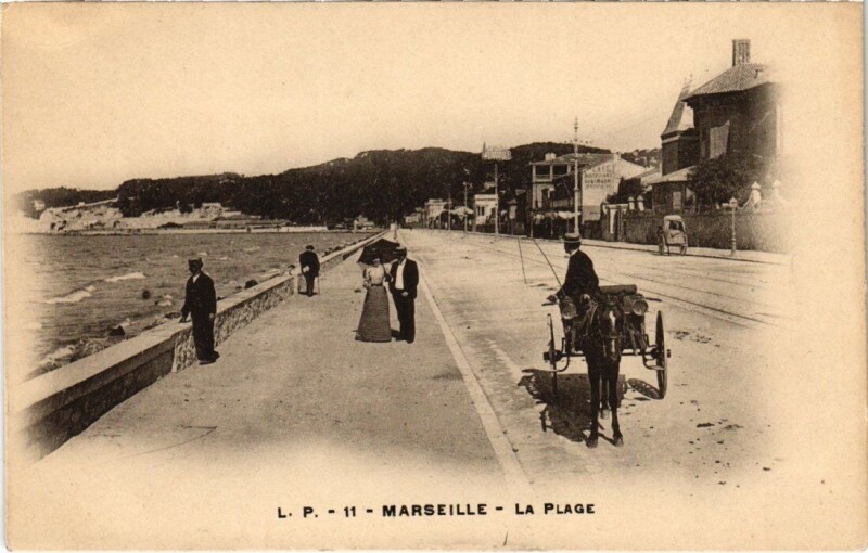 Carte postale ancienne Marseille - La Plage à Marseille