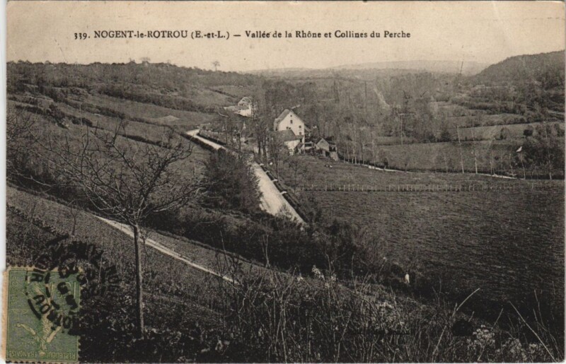 Carte postale ancienne Nogent-le-Rotrou-Vallée de la Rhone et Collines du Perche à Nogent-le-Rotrou