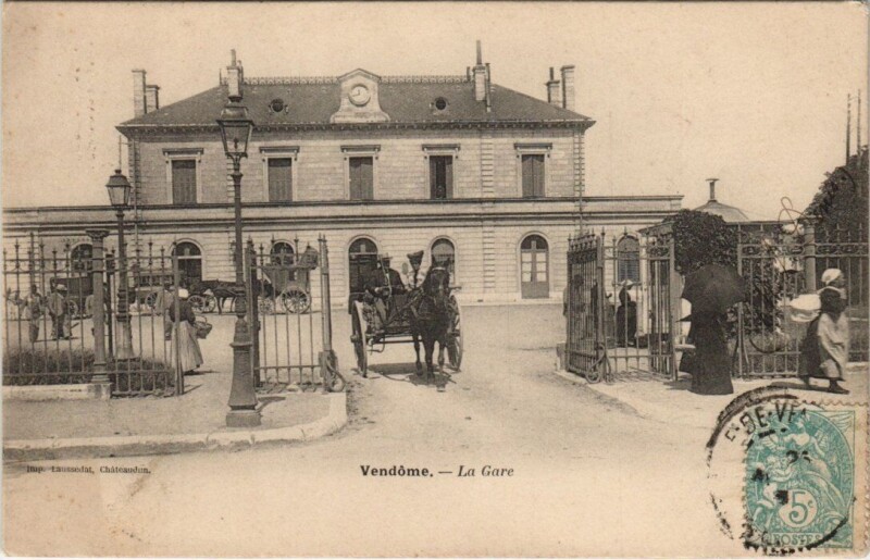 Carte postale ancienne Vendome - La Gare à Vendôme