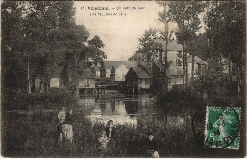 Carte postale ancienne Vendome - Un coin du Loir à Vendôme