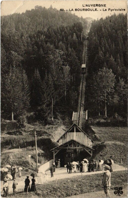 Carte postale ancienne La Bourboule - Le Funiculaire à La Bourboule