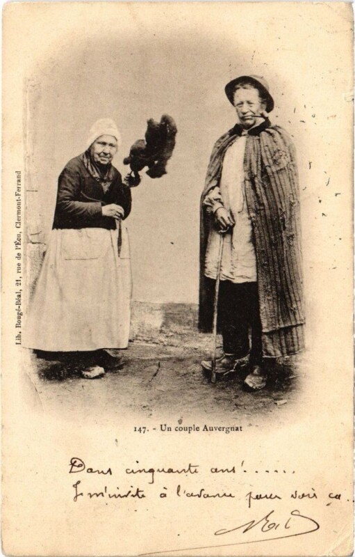 Carte postale ancienne Auvergne - Un couple