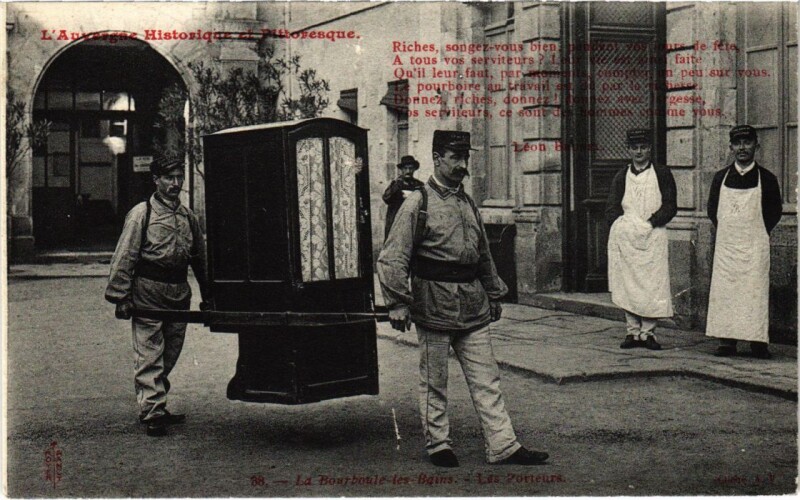 Carte postale ancienne La Bourboule - Les Porteurs à La Bourboule