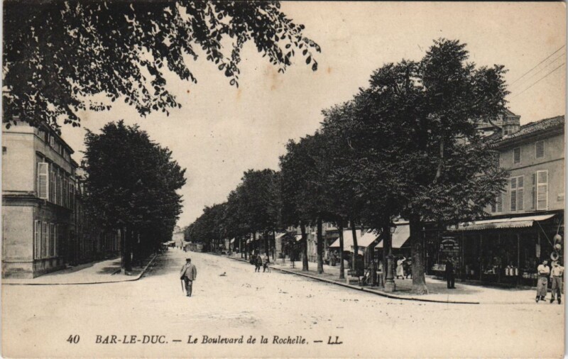 Carte postale ancienne Bar-le-Duc - Le Boulevard de la Rochelle à Bar-le-Duc