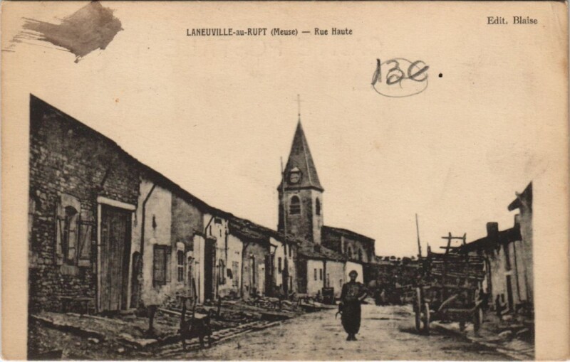 Carte postale ancienne Laneuville au Rupt Rue Haute à Euville